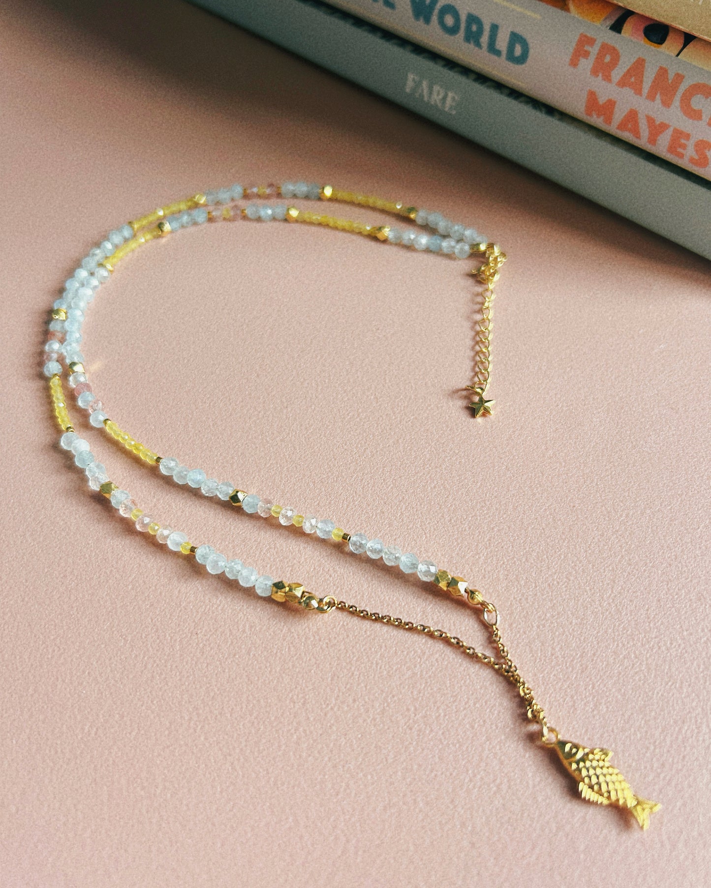 blue eyes necklace